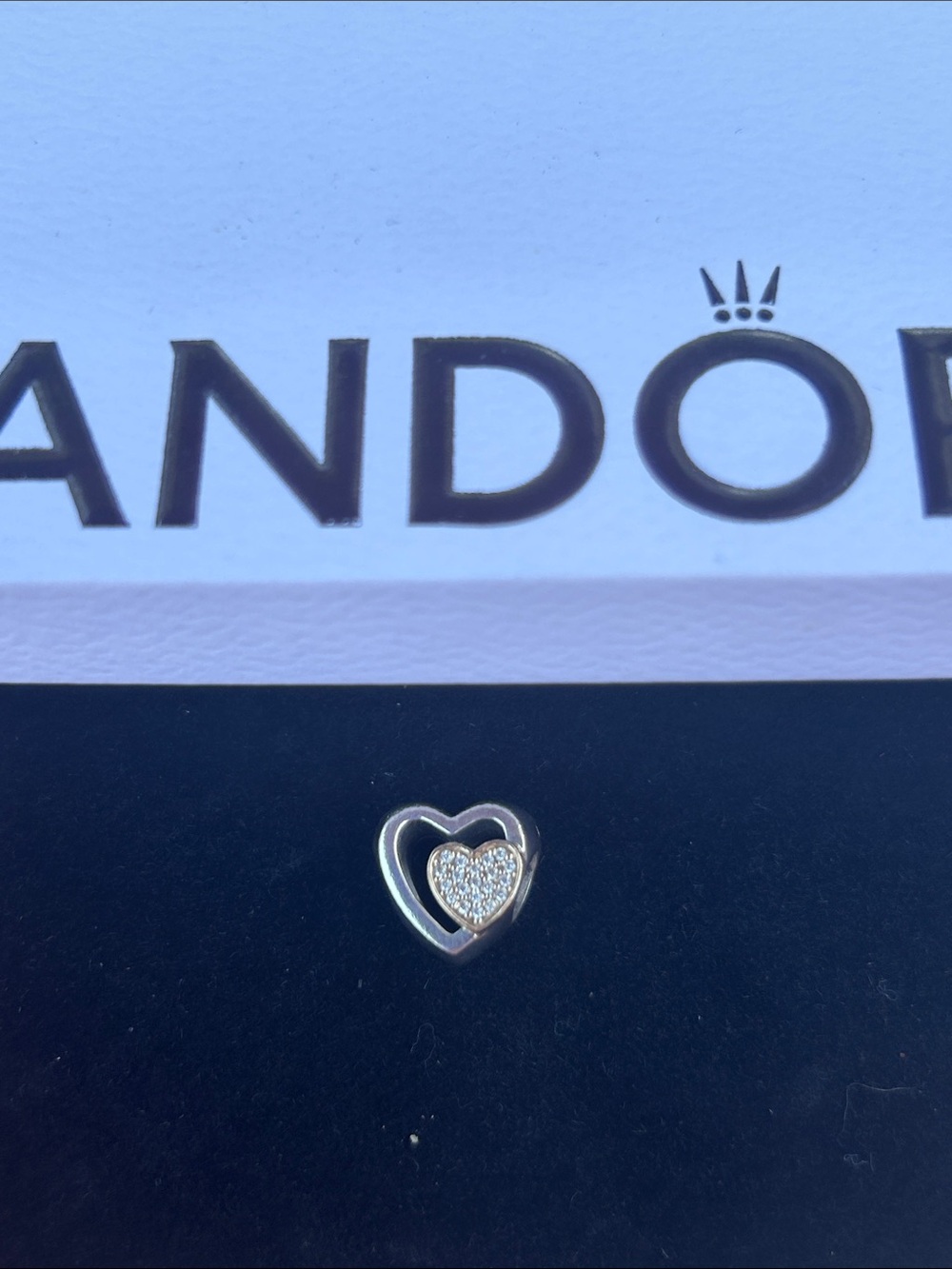 Pandora Silver Heart Charm with Clear Pavé in Pink Box - Picture 2 of 6